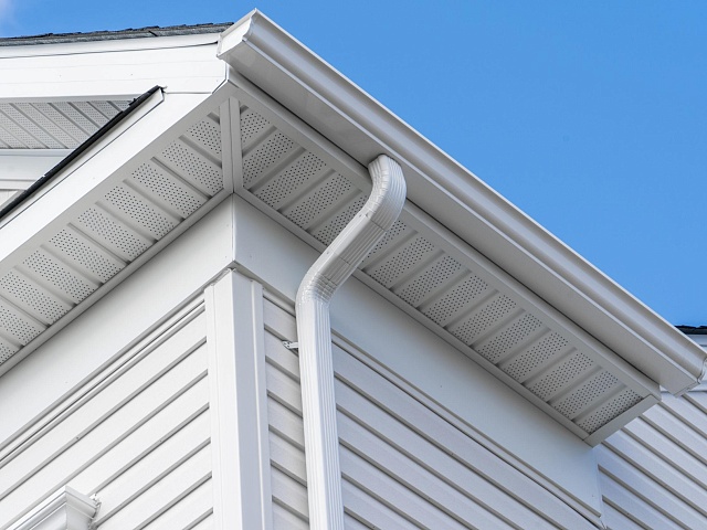 Eavestroughs, Soffit and Fascia